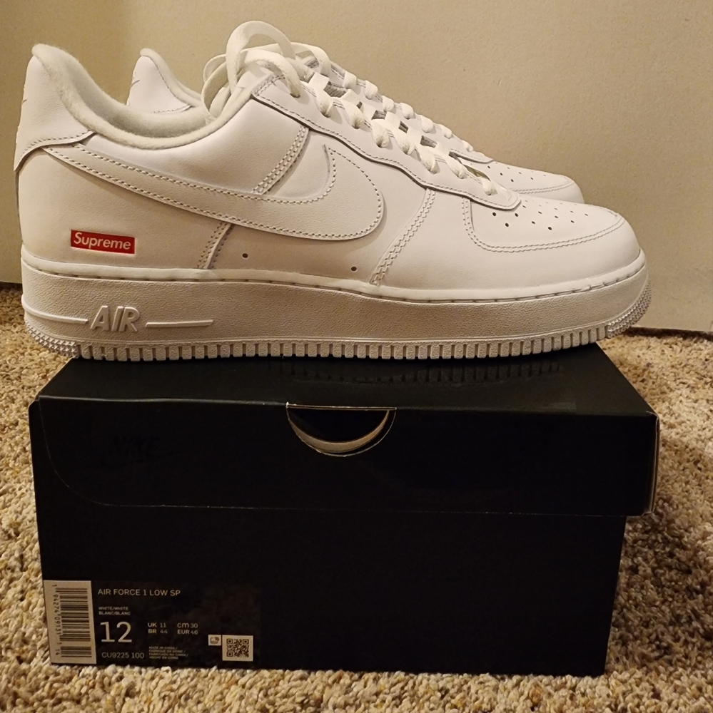 Nike Air Force 1 X Supreme